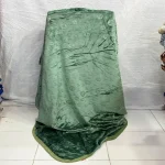 پتو تک نفره و دو نفره ابریشمی تک رنگ طرح دار لب دار - تصویر 8