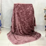 پتو تک نفره و دو نفره ابریشمی تک رنگ طرح دار لب دار - تصویر 4