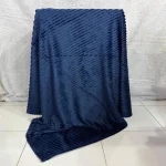پتو تک نفره و دو نفره ابریشمی تک رنگ طرح دار لب دار - تصویر 2