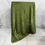 پتو تک نفره و دو نفره ابریشمی تک رنگ طرح دار لب دار - تصویر 4